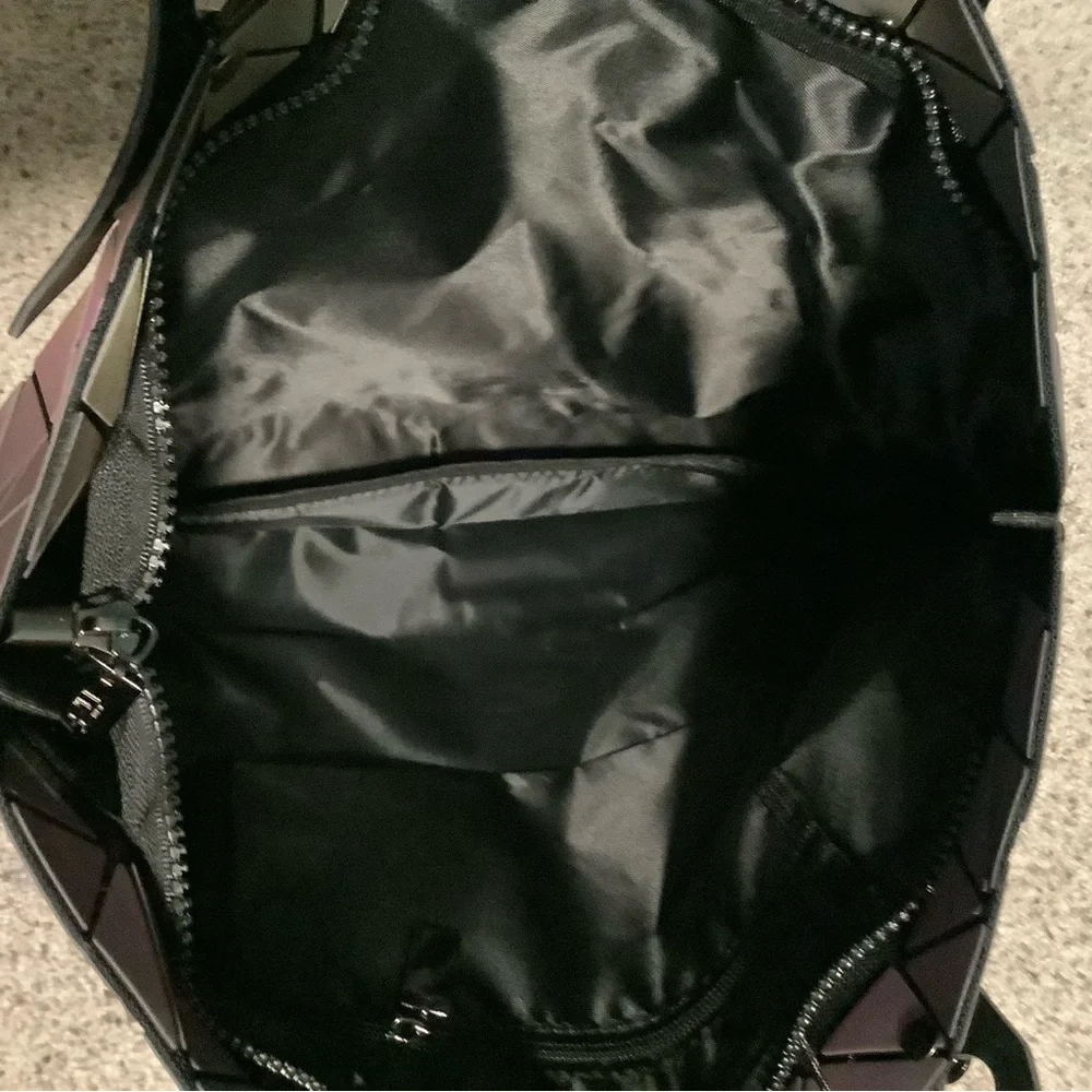 Geometric Luminous Shoulder Bag-NWOT - Picture 7 of 8